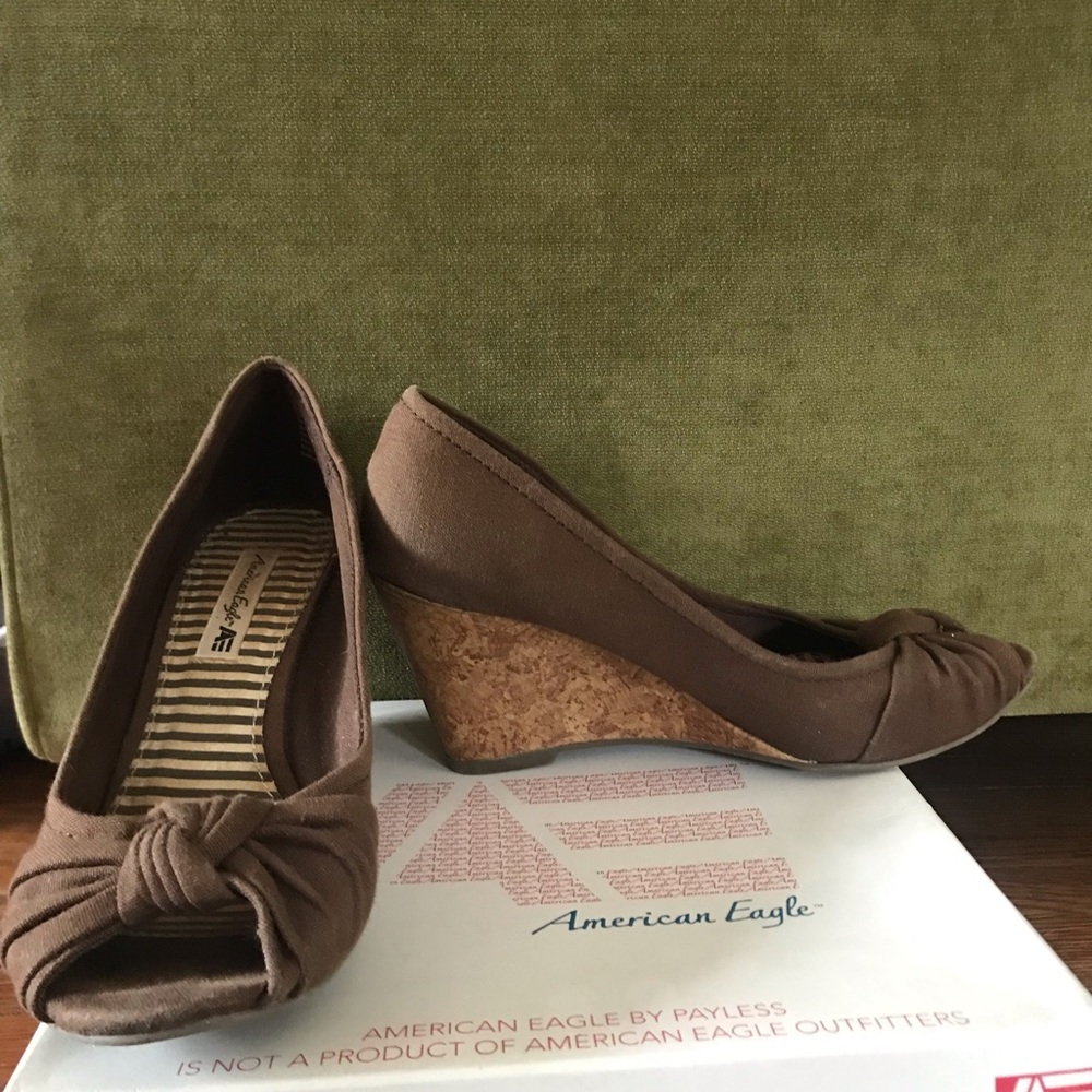 Brown wedges